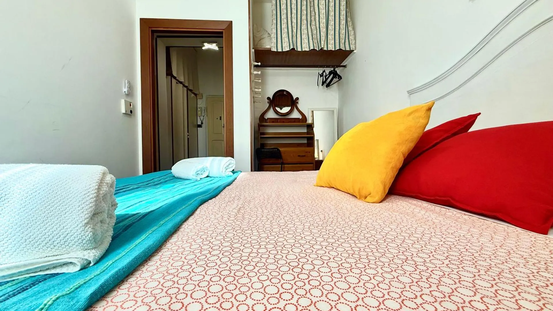 3 Min Da Stazione San Pietro Apartment Rome